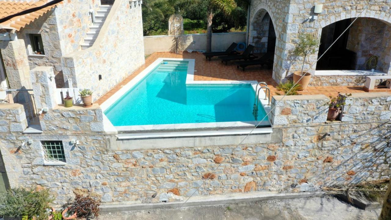 Hotel Mani Stone Towers Kotronion  Esterno foto