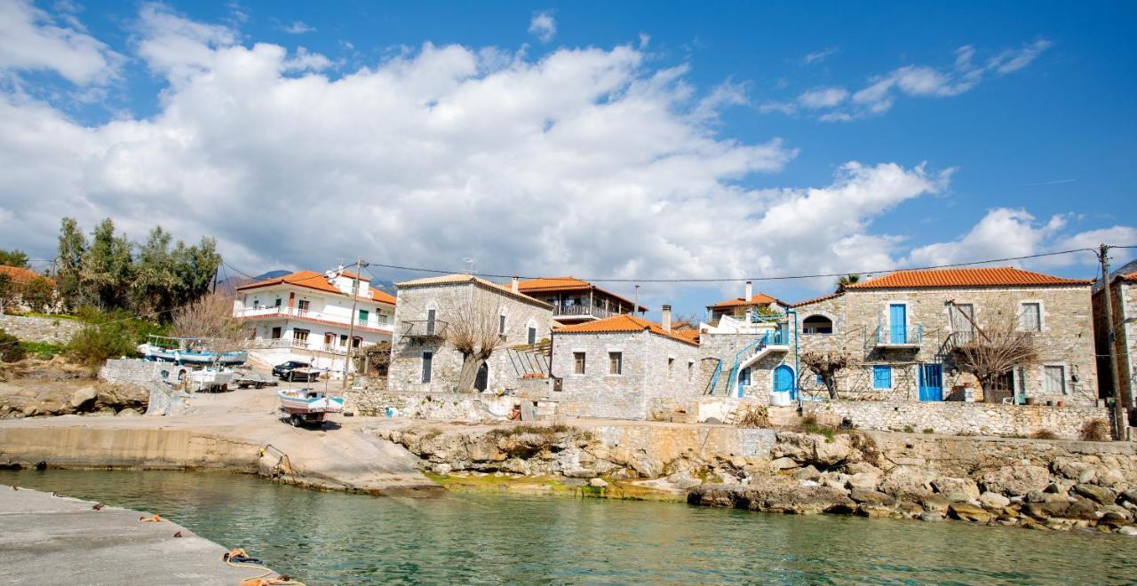 Hotel Mani Stone Towers Kotronion  Esterno foto